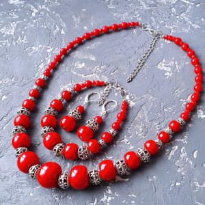 Работа Комплект бусы браслет и серьги с кораллами