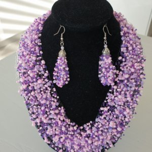 Работа Колье Нежный сирень