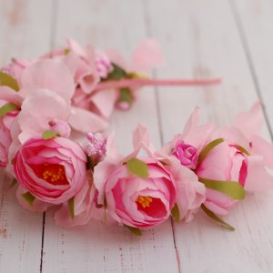 Робота Об'ємний обруч з квітами рожевий