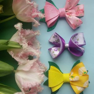 Работа Весенние бантики для девочек