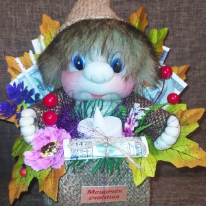 Работа Домовёнок ( свеча на батарейках)