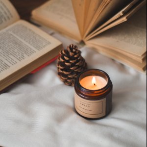 Работа Соевое свеча 100 мл. | Свеча в темном стекле с крышкой