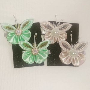 Работа Бабочки зажимы канзаши