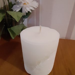 Работа Свеча на бетоне