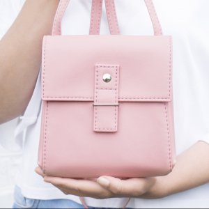 Работа Розовая сумка через плечо. Маленькая сумка для телефона