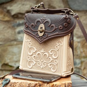 Работа МАЛЕНЬКАЯ сумка-рюкзак кожаные женские бежевая-коричневая