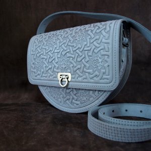 Работа сумка из серой кожи Роксолана