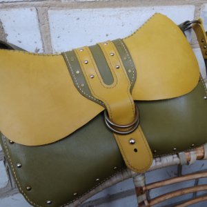Работа Сумка через плечо кожаная OLIVE