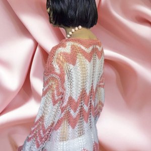 Робота ; Жіночий джемпер Міссоні з намистом