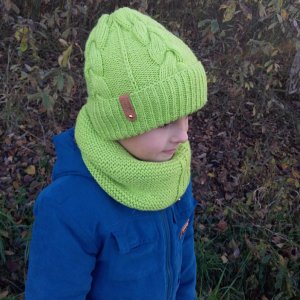 Работа Вязаный набор шапка + хомут