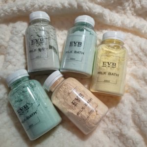 Работа Парфюмированное молочко для ванн Enjoy your bath