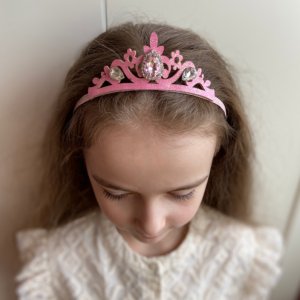 Робота Корона рожева менша 1