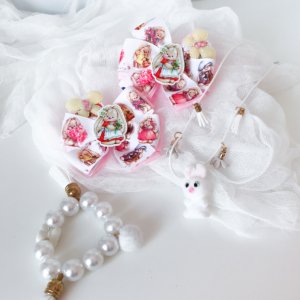 Робота Подарунковий набір зайчик з полуницею