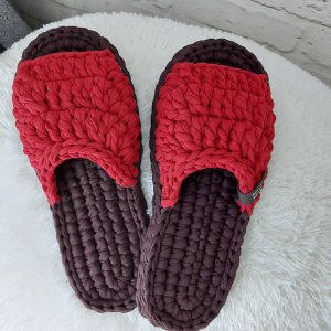 Робота Жіночі домашні тапочки, кольори Брауні та Гранат