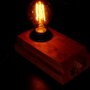 Робота Нічник. Настільна лампа.