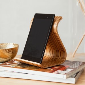 Работа Деревянная подставка для планшета • Sign • Zebrawood lightbrown