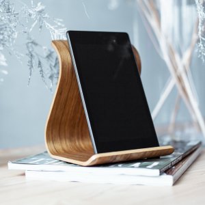 Работа Деревянная подставка для планшета • Sign • Daniellia