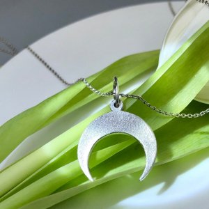 Робота лунницах сатиновая