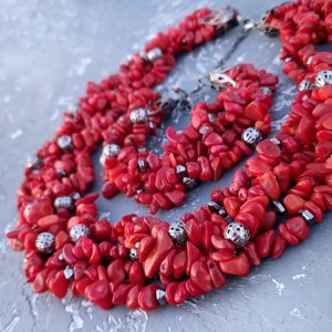 Работа Комплект из натуральных кораллов пышное ожерелье и браслет