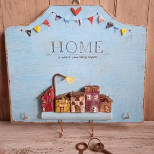 Работа Ключница деревянная - HOME