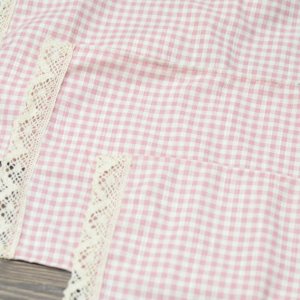 Робота Серветка на кошик з мереживом 23 * 47см. рожева клітина