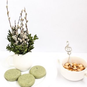 Робота Натуральне мило для вмивання Арія "Фісташка & Спіруліна"