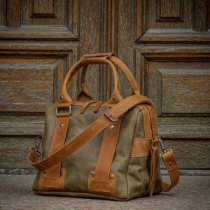 Робота Жіноча сумка, Саквояж - дорожня сумка