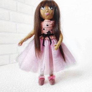 Работа вязаная интерьерная портретная кукла