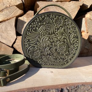 Работа Оливковое женская кожаная сумка "Жаворонок" круглая,