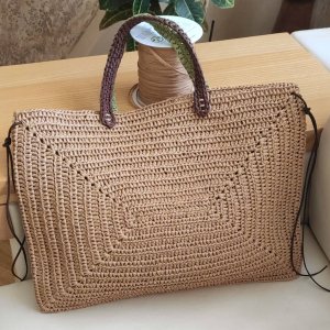 Работа Сумка прямоугольник из рафии