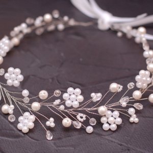 Работа Нежный свадебный венок веночек с бусинами 