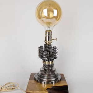 Работа Настольная лампа Pride & Joy industrial с автозапчастей 15LI