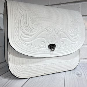 Робота Шкіряна сумка  ручної роботи, через плече "Камея", біла