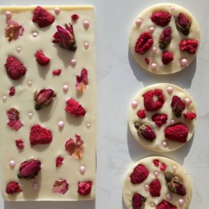 Робота Шоколадний набір "Троянда та малина" 