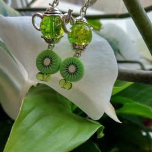 Робота Незвичайні сережки Тропічний чай