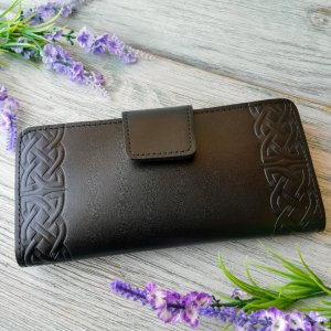 Робота Гаманець чорний на кнопці на 12 відділів "Кельтський вузол"