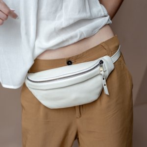 Робота Шкіряна Світло Бежева Жіноча Сумка бананка