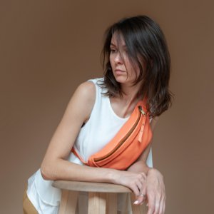 Робота Коралова Стильна Бананка На Літо