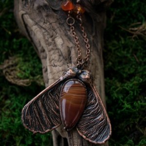 Работа Кулон "Бабочка с сердоликом"