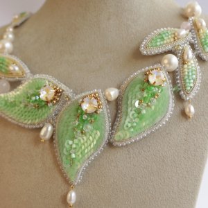 Работа эльфийском колье