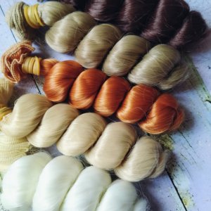 Работа Волосы трессы для кукол волнистые 5 цветов