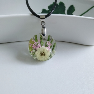 Робота Кулон з квіткою.2