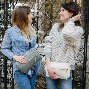 Робота Шкіряна Світла Сумка Клатч На Літо