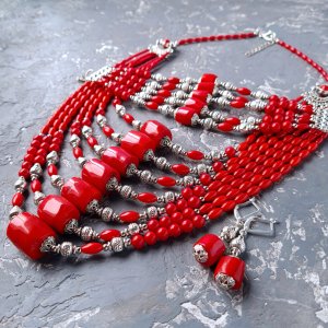 Робота Комплект з натуральних коралів "Сяй!"