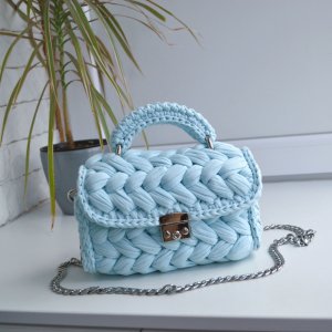 Работа Небесно-голубая сумка-зефирка