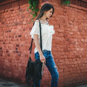 Робота Чорна Шкіряна Сумка Клатч З Бахромою