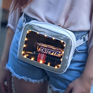 Робота Поясна сумка з підсвіткою