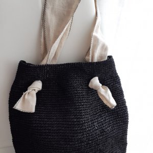 Робота Сумочка з рафії чорна