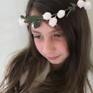 Робота Вінок квіти. Вінок до причастя 