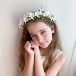 Робота Білий вінок для першого причастя і нареченій.